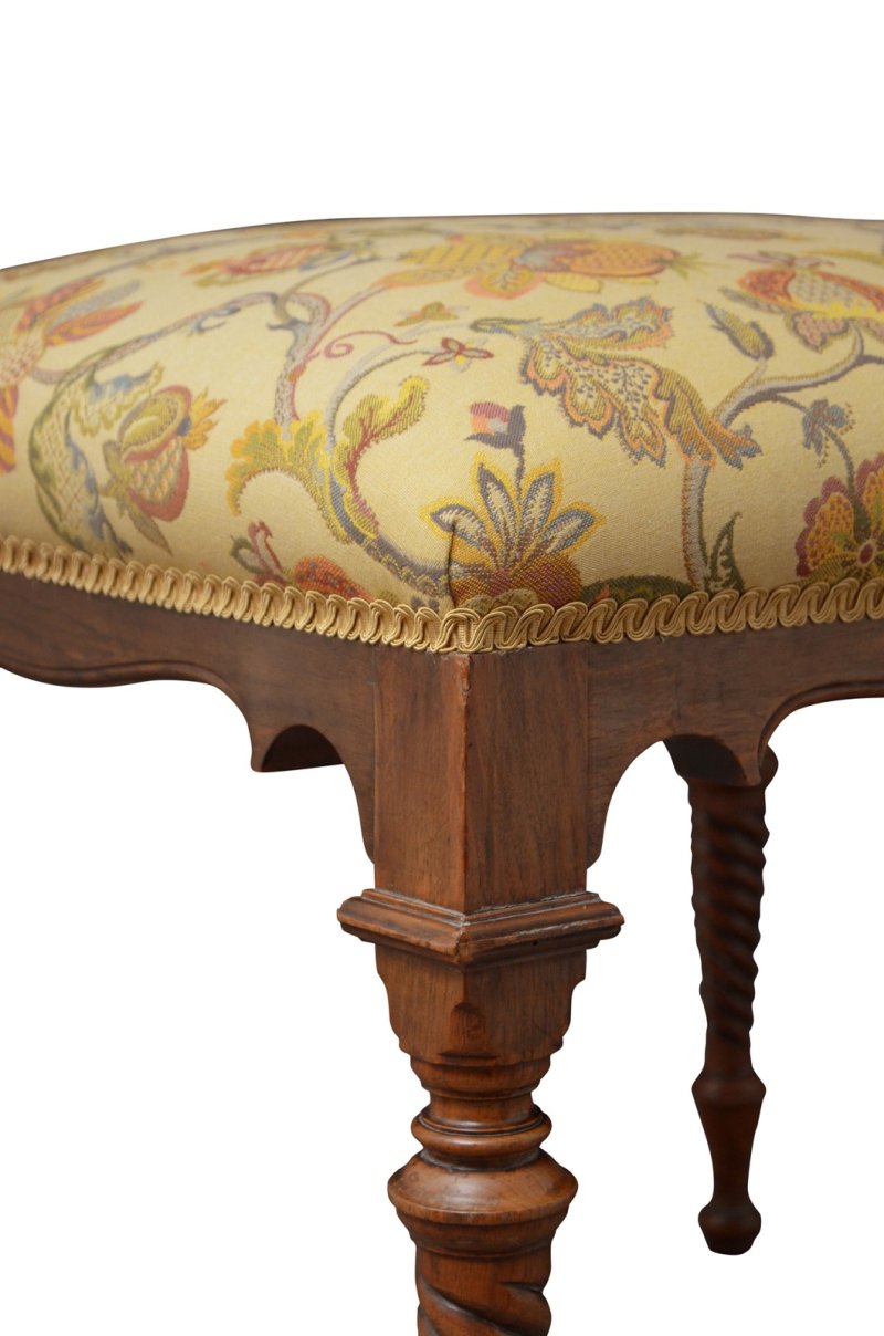 Superb Quality And Very Attractive Victorian Stool Walnut Dressing Table Stool - Image 6